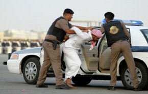 فاينانشال تايمز: حملة جديدة على الكتّاب في السعودية