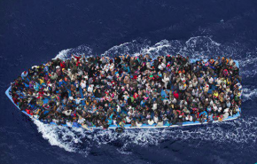 وفاة 57 شخصا بعد غرق سفينة تقل مهاجرين قبالة ساحل موريتانيا