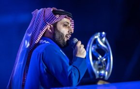 تركي آل الشيخ  يغادر السعودية للعلاج بعد تدهور صحته