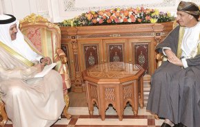 السلطان قابوس يتلقى رسالة خطية من الملك السعودي

