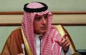 تفاصيل مكالمة وبخ فيها 'الجبير' 'سعد الحريري' والأخير ينفي: ”لم يحدث”