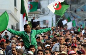 شاهد بالفيديو: آخر تطورات الساحة السياسية في الجزائر