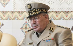ما هي عواقب الموت المفاجئ لأحمد قايد صالح؟