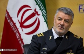 قائد بحرية ايران يصل باكستان لبحث تعزيز التعاون الثنائي
