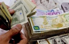 عمليات عرض مفاجئة للدولار بدمشق..وأنباء عن مفاجآت بسعر الصرف 