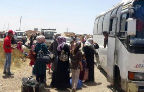 عودة أكثر من 900 لاجئ إلى سوريا من أراضي الأردن ولبنان خلال الــ 24 ساعة الأخيرة