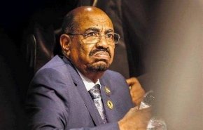 أول تعليق من البشير على الحكم الصادر ضده
