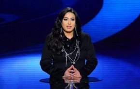 إعلامية مصرية تدعو متابعيها للدعاء بالشفاء لابنها 
