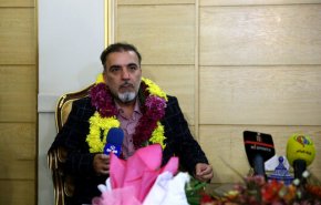 پروفسور سلیمانی در راه کنفرانس خبری دچار عارضه قلبی شد
