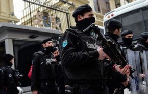 اعتقال نحو مئتي شخص في تركيا للإشتباه بارتباطهم بجماعة غولن