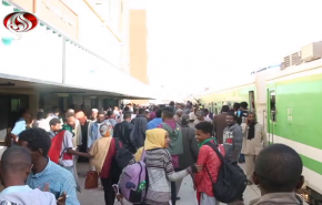  المواطنون السودانيون يؤكدون على استمرار الحراك حتى تحقيق الاهداف 