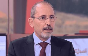 الصفدي والصباح يؤكدان حرصهما على تعزيز العلاقات بين الأردن والكويت

