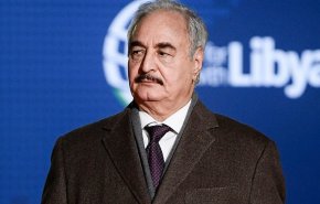 حفتر يتوجه إلى اليونان