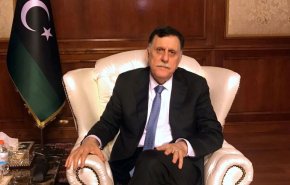 السراج: نحن مهتمون الآن بإحضار دبابات وطائرات مسيرة تركية