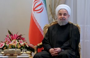 روحاني يهنئ بابا الفاتيكان بذكرى ميلاد السيد المسيح (ع)