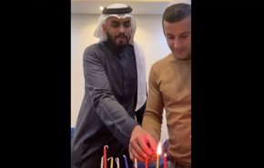 إذا لم تستح فاصنع ما شئت.. خليجيون يحتفلون بأعياد اليهود!