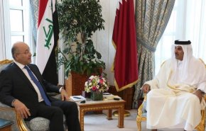 أمير قطر يتصل برئيس العراق لبحث مستجدات الأوضاع 


