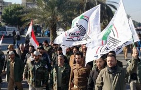آلاف المدنيين يستقبلون جثامين شهداء الاعتداء الامريكي 