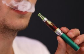 حظر شامل لأنواع من السجائر الإلكترونية قريبا في امريكا
