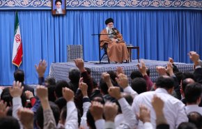 آية الله خامنئي يدين تصرفات واشنطن في العراق