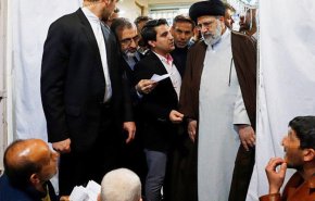 بازدید رئیس قوه قضاییه از ندامتگاه کرج/رسیدگی به وضعیت زندانیان ناراضی