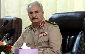 حفتر يعلن النفير العام لمواجهة أي قوات ترسل إلى ليبيا