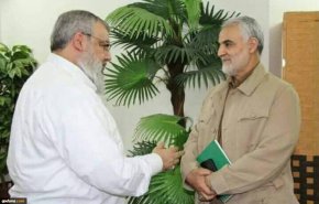 صورة للقاء الأخير بين الشهيد قاسم سليماني والسيد حسن نصرالله