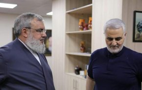 صورة غير منشورة سابقا تجمع اللواء سليماني والسيد حسن نصرالله