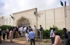 صور/مظاهرة أمام القنصلية الامريكية في كراتشي