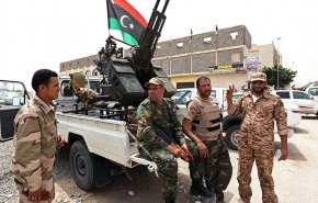 قائد ليبي يعلن وصول أسلحة متطورة مع القوة التركية الى ليبيا
