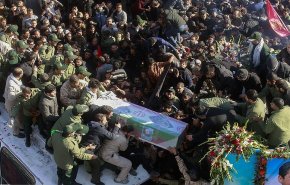 كرمان تزف الشهيد سليماني إلى مثواه متوعدة بالثأر