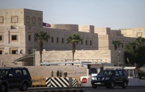 السفارة الأمريكية في الأردن تحذر موظفيها ورعاياها
