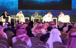 محاولات سعودية لتشويه الرد الايراني علی امريكا