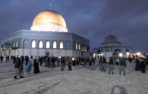 فيديو: إصابة فتاة في المسجد الأقصى