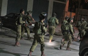 اعتداء وحشي من قوات الاحتلال على المصلين في المسجد الأقصى + فيديو