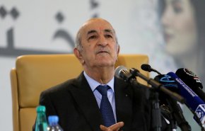 الجزائر تؤكد استعدادها لاستقبال الفرقاء الليبين
