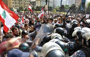 مجلس النواب اللبناني يعقد جلسته رغم الاحتجاجات
