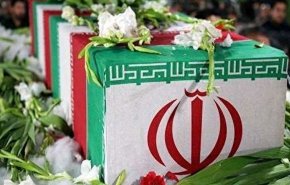 پیکر شهید گمنام دفاع مقدس در ستاد نیروی دریایی ارتش تشییع شد