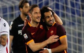 توتي: صلاح لاعب 