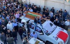 بالفيديو والصور..تشييع جثمان الشهيد كاظم عباس في البحرين