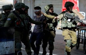 16 معتقلًا بالضفة والقدس والاحتلال يستولي على الأموال