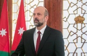 أول ظهور لرئيس الوزراء الأردني بعد إصابته بـ'الحزام الناري'