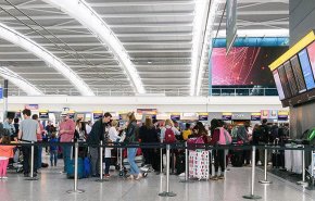 إيقاف 8 طائرات بمطار بلندن بسبب كورونا

