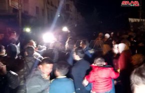 شاهد.. الفرحة تعم مدينة حلب بعد تأمين محيطها بالكامل