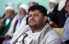 الحوثي: كورونا صناعة أمريكية