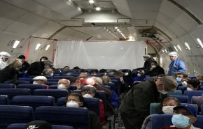 أمريكا تنقل المصابين بـ