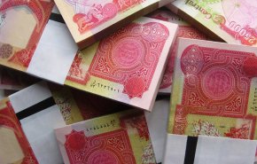 هل سيؤثر العجز في ميزانية 2020 بالعراق على رواتب الموظفين؟