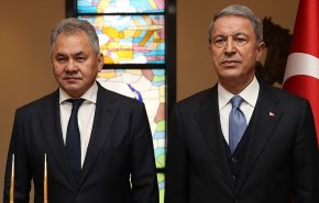وزيرا الدفاع الروسي والتركي يبحثان الوضع في إدلب السورية