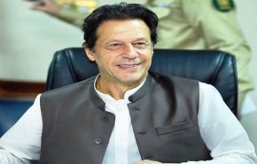 عمران خان يفتتح مركزا طبيا جديدا بإقليم البنجاب