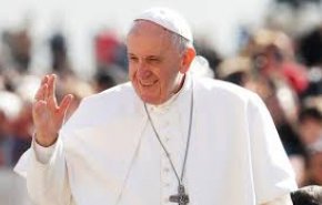 بابا الفاتيكان يحذر من 